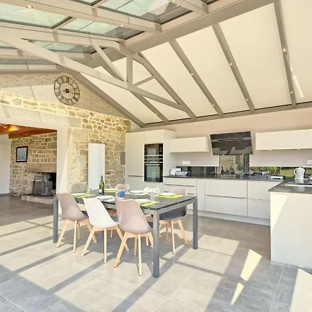 Groix - Phm302 By Interhome Ferienhaus